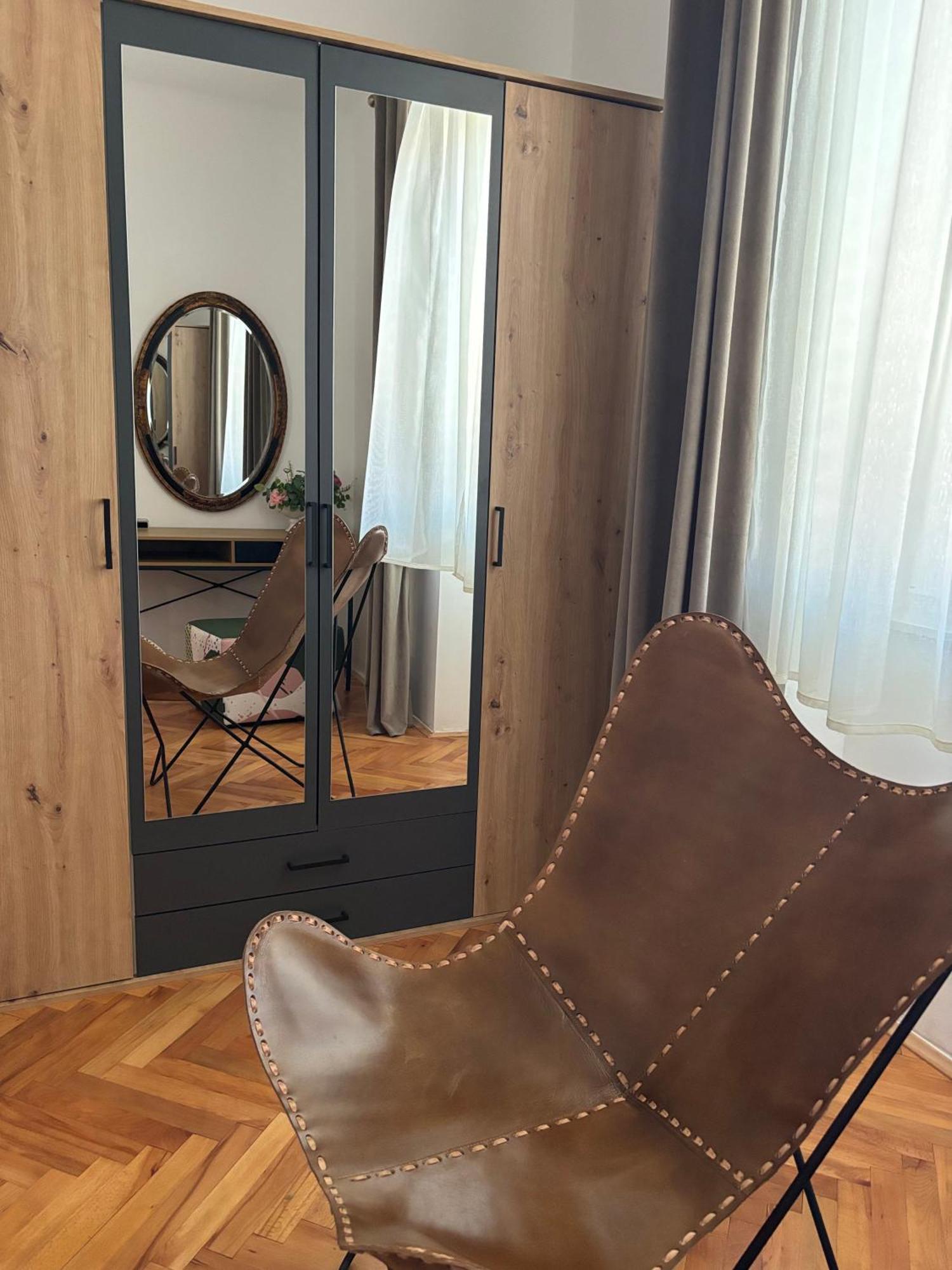Centar 103 Apartment ชิเบนิก ภายนอก รูปภาพ